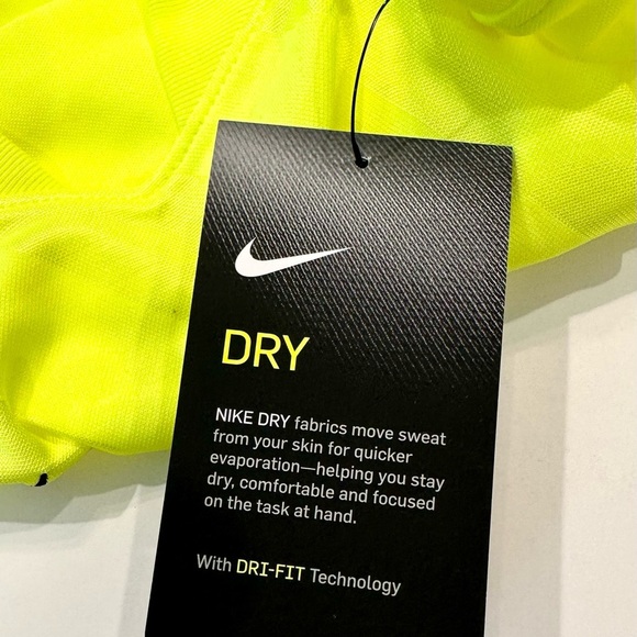 Nike Dri Fit Yellow Game Day Jersey Alternating Matte & Shine Jacquard Design - Picture 5 of 8